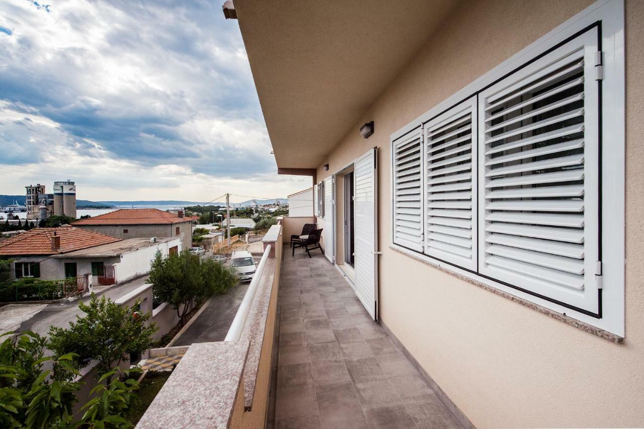Solin Apartments Praetorium Exterior photo
