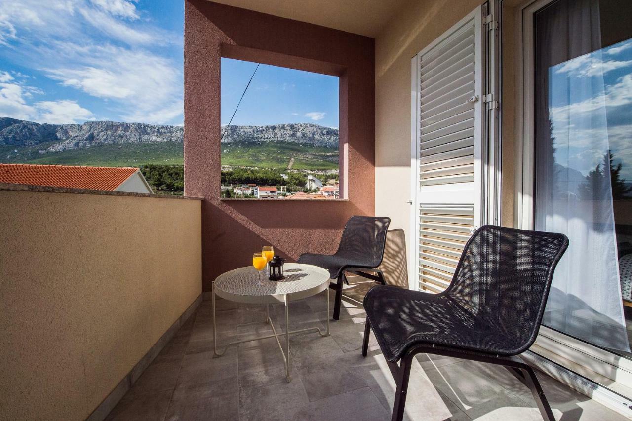 Solin Apartments Praetorium Exterior photo
